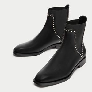 [ZARA] BLACK FLAT STUDDED ANKLE BOOTS - Size 7